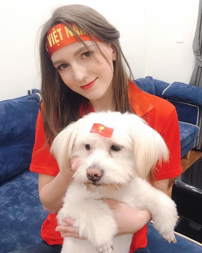 cau thu Viet co fan nu nuoc ngoai anh 3