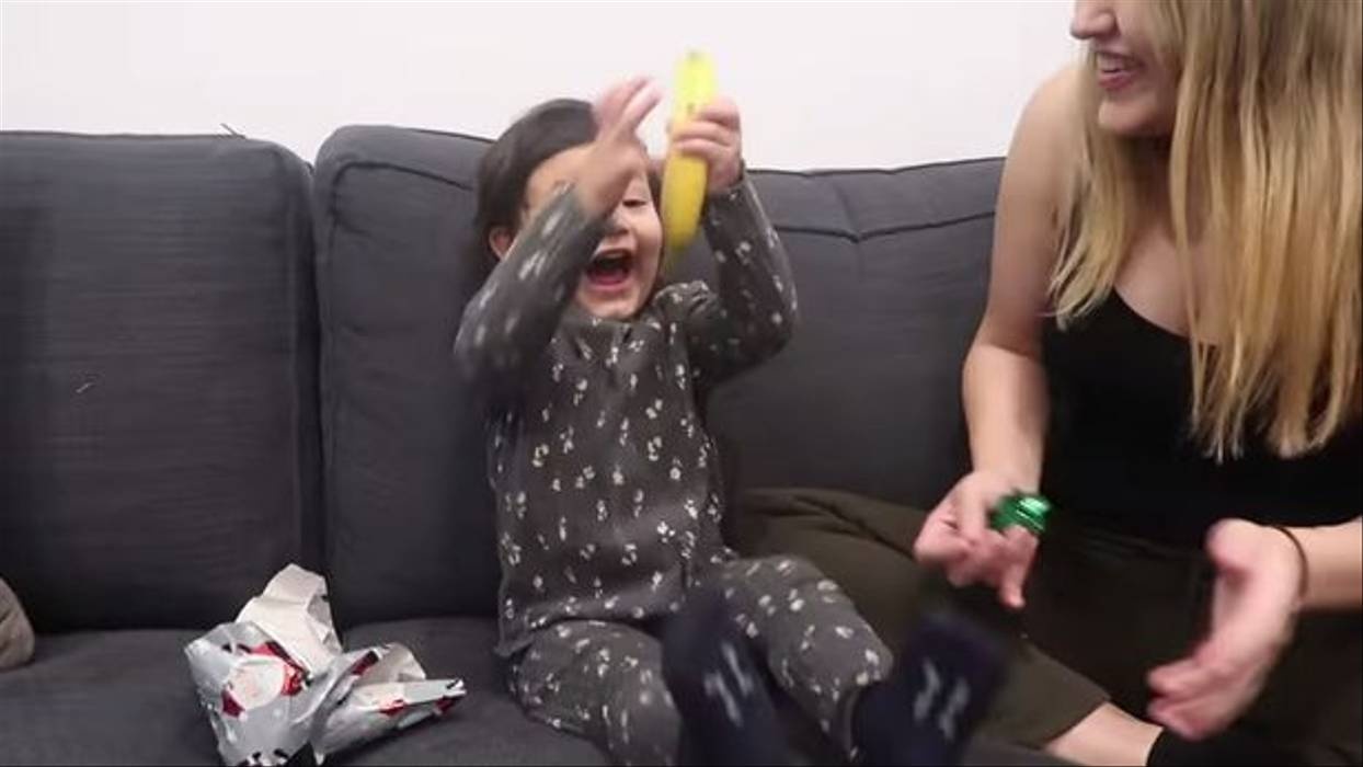 Bo choi kham con dip Giang sinh anh 1