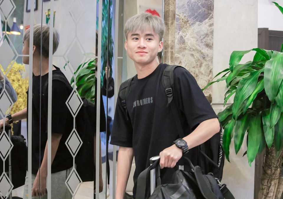 cau thu nhuom toc bac anh 8