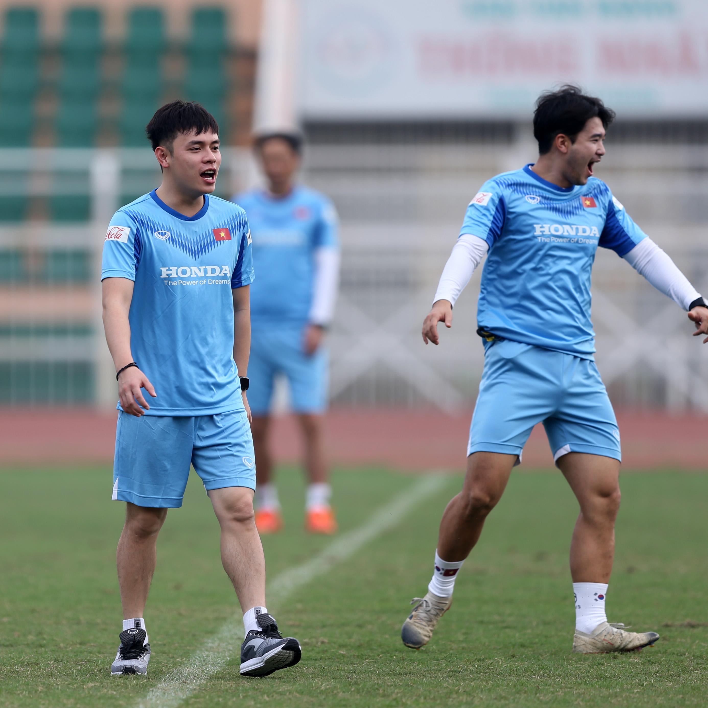 tro ly ngon ngu moi cua ong Park anh 3