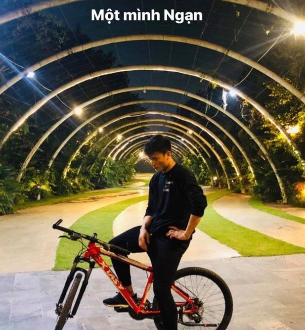 cau thu bat trend Mat biec anh 7