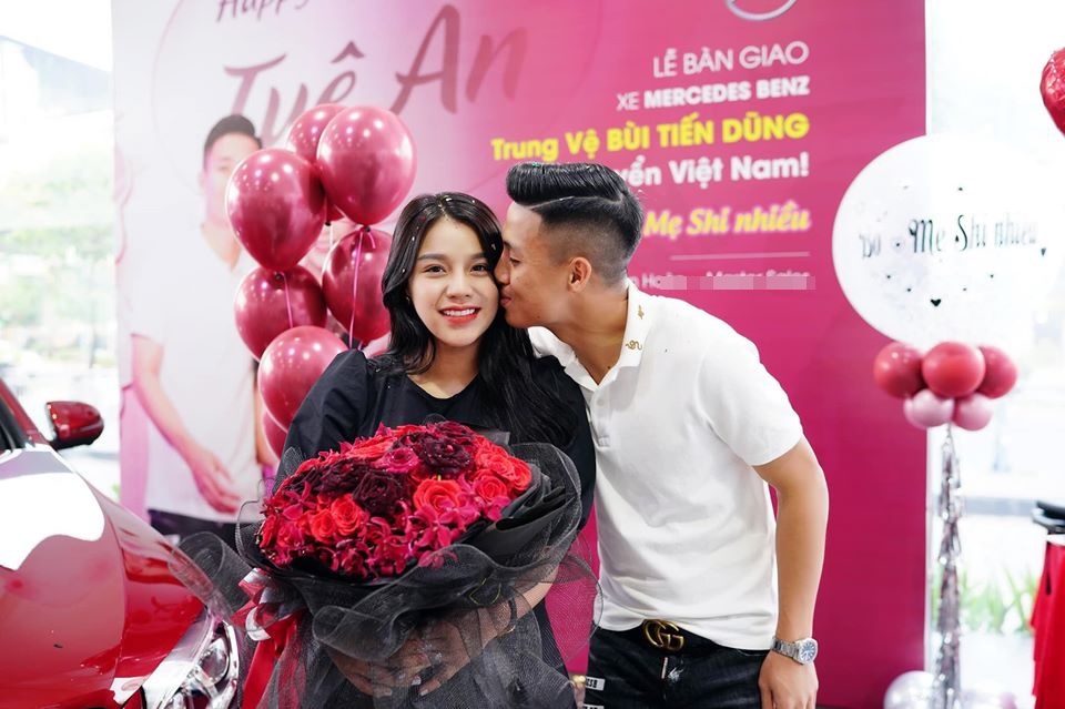 cau thu yeu chieu vo anh 2