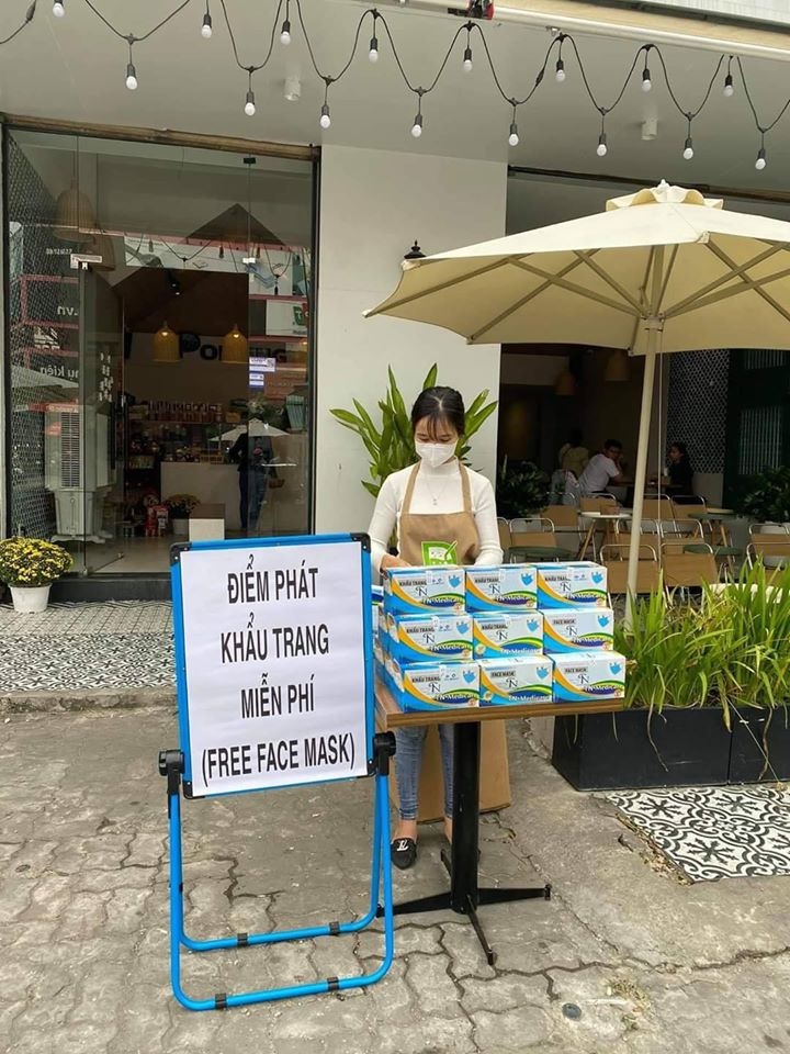 phát khẩu trang miễn phí ảnh 6 phat khau trang mien phi anh 6