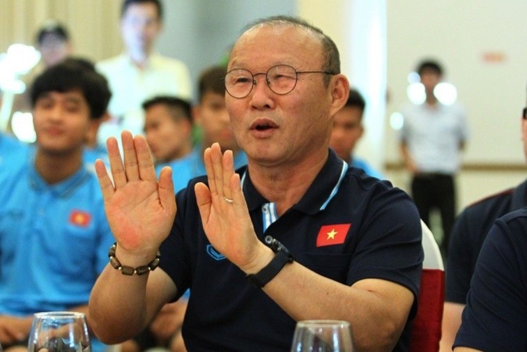 Thay Park noi 'I love you', tha tim mung dam cuoi Duy Manh - Quynh Anh hinh anh