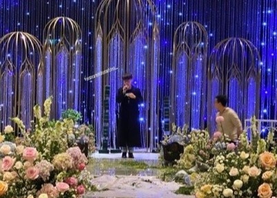 Quynh Anh khoe rap cuoi, tiet lo Duc Phuc hat mung trong tiec nha gai hinh anh