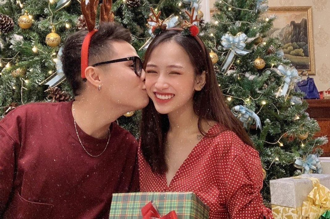 Con gai Minh Nhua tang chong iPhone, Salim khoe sexy dip Valentine hinh anh