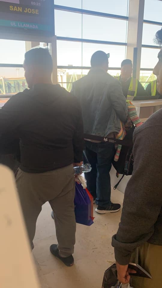 cô gái gốc Việt bị hãng bay Mexico ghẻ lạnh vì corona ảnh 2 co gai goc Viet bi hang bay Mexico ghe lanh vi corona anh 2