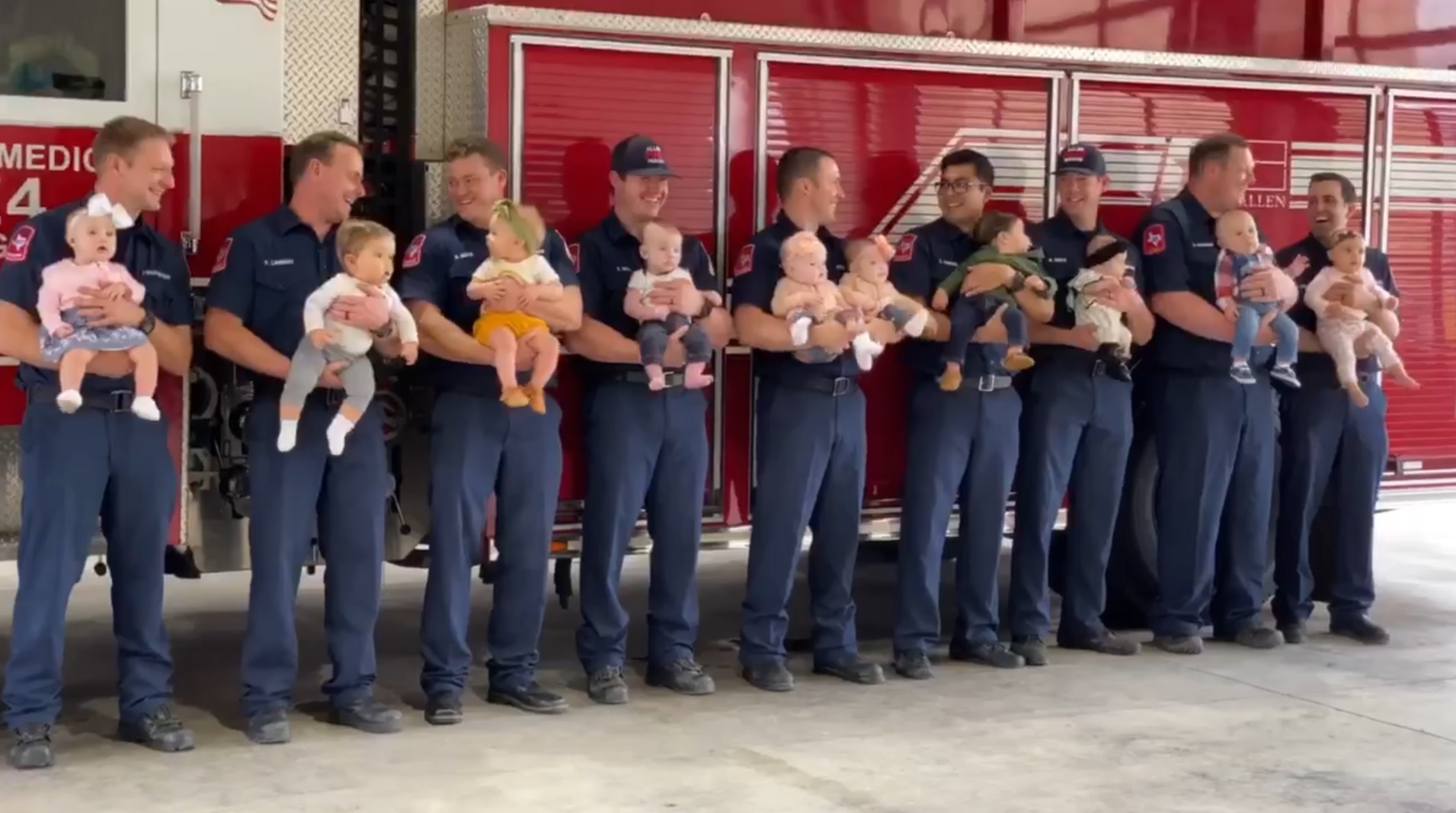 9 linh cuu hoa cung don vi deu len chuc bo trong mot nam hinh anh