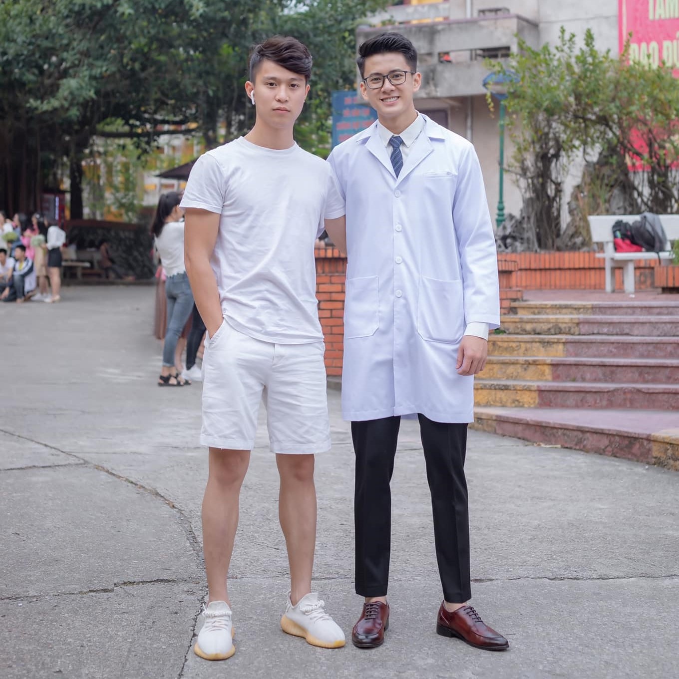 Nam sinh trường Y body 6 múi ảnh 3 Nam sinh truong Y body 6 mui anh 3