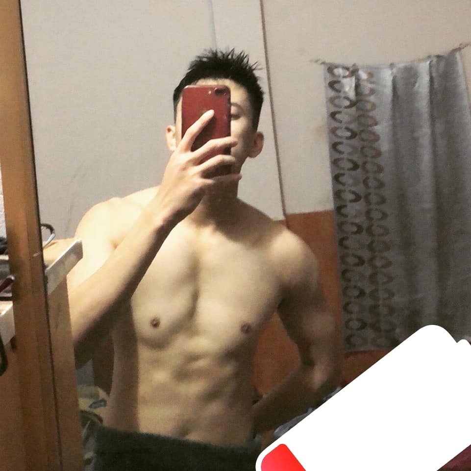 Nam sinh trường Y body 6 múi ảnh 2 Nam sinh truong Y body 6 mui anh 2
