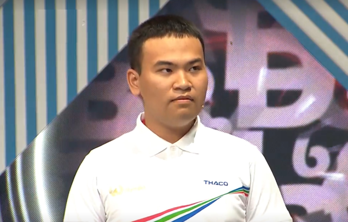 Nam sinh tu nhan 'so doan la qua hai huoc' khoi dong an tuong voi 100 diem hinh anh