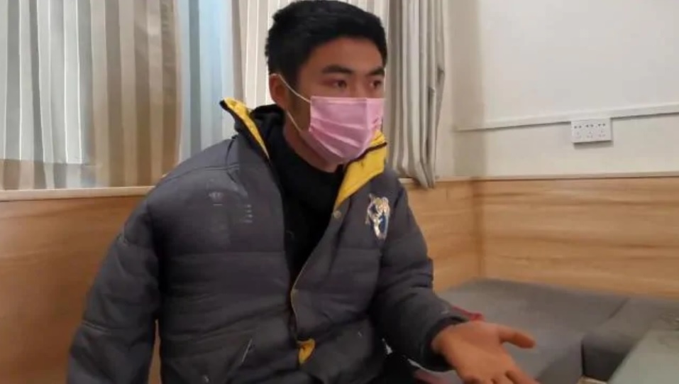 lao xuong song khi vua co bang lai anh 1