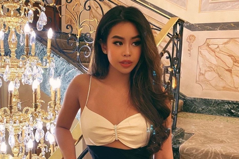 Tien Nguyen tu cach ly o Anh sau khi tu Italy tro ve hinh anh