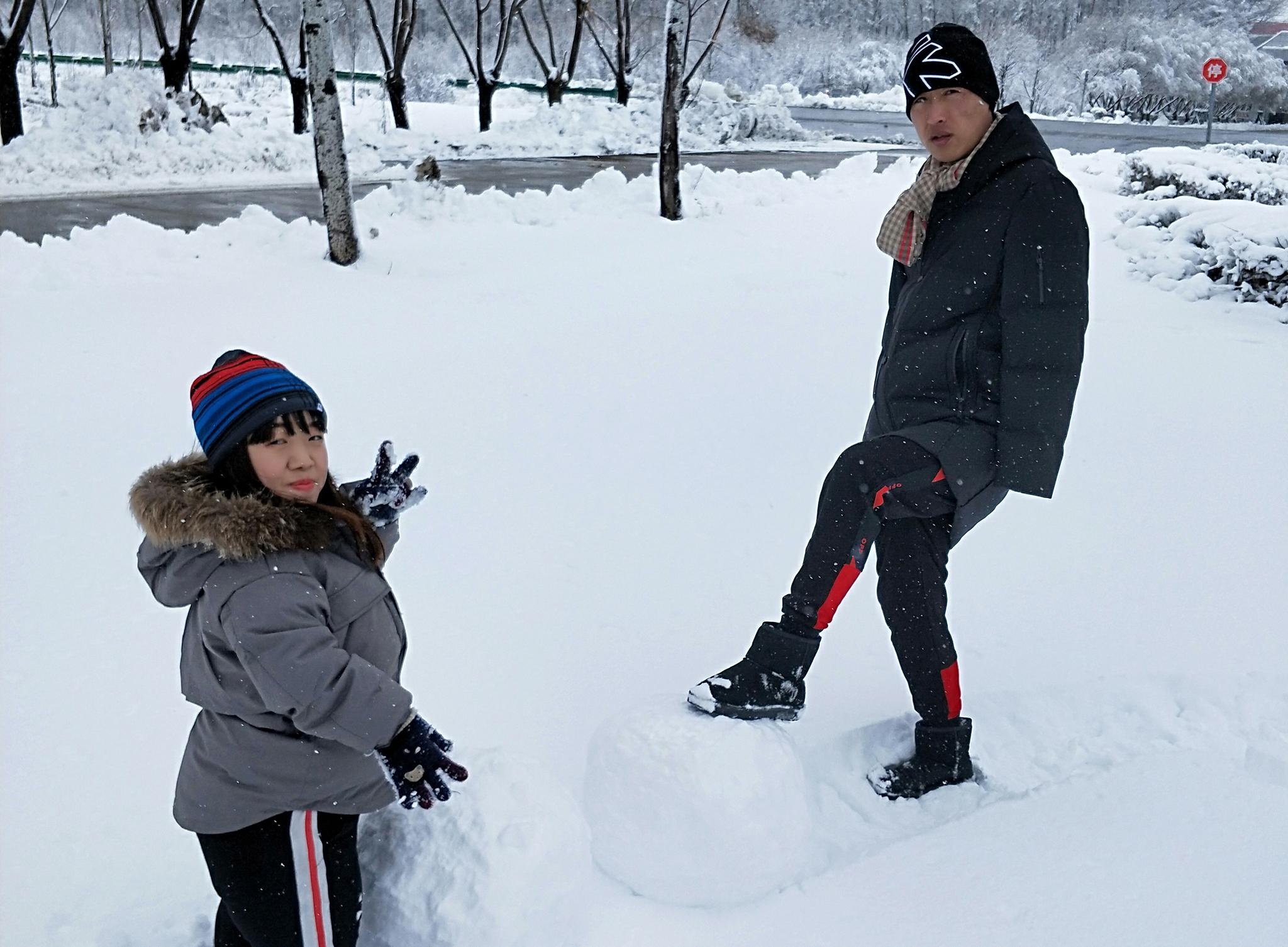 co gai 1, 1 m yeu chang trai khong tay anh 2