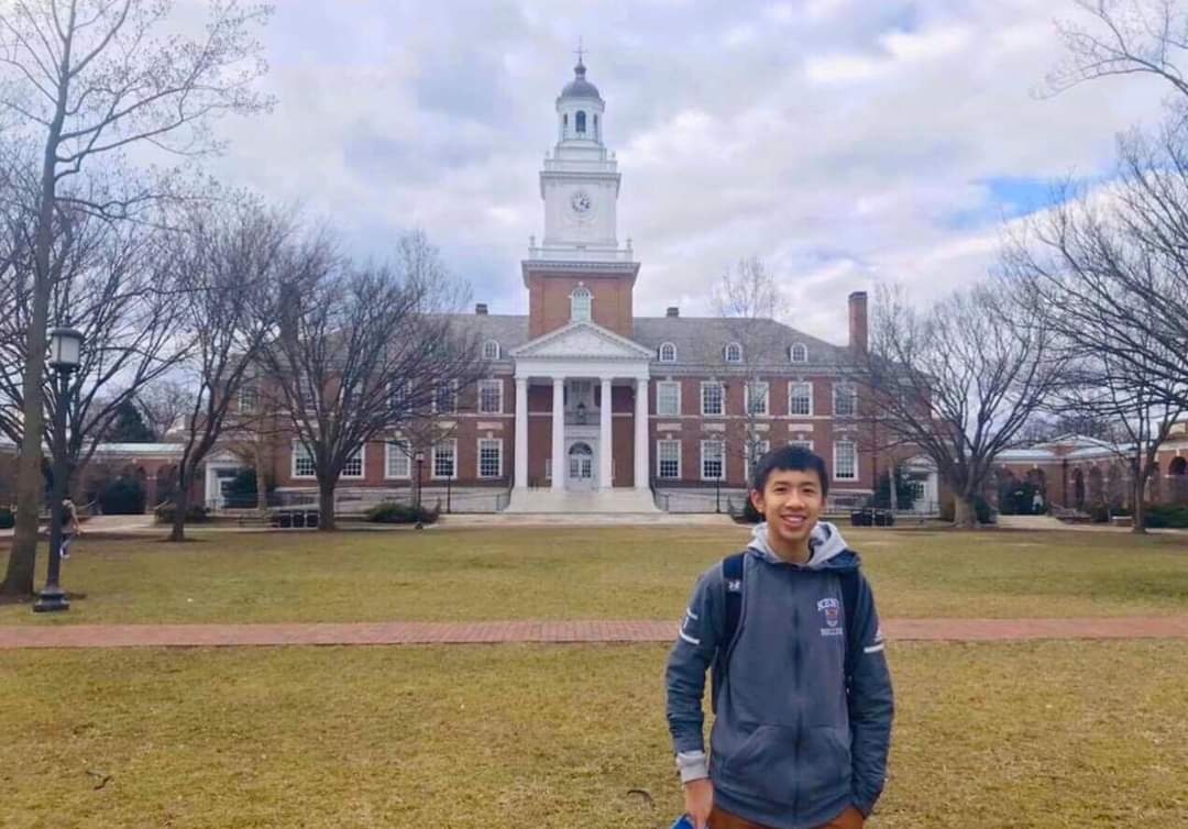 ban dau gia tranh ung ho 55 trieu dong chong dich anh 2