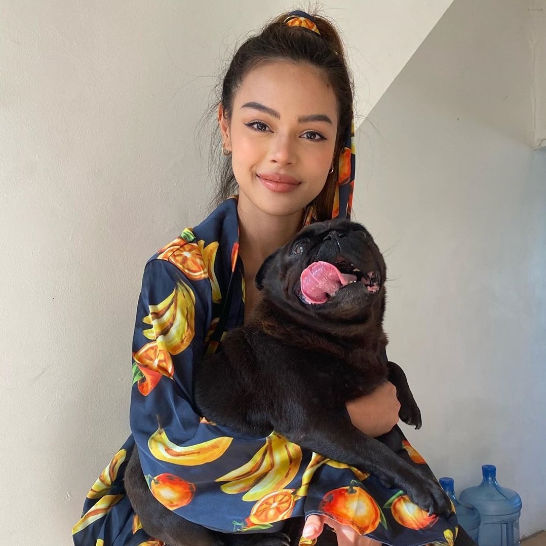 hot girl tu cach ly xa hoi anh 1