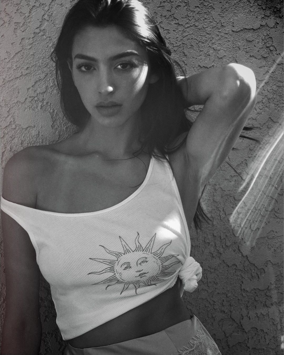 hot girl tu cach ly xa hoi anh 9