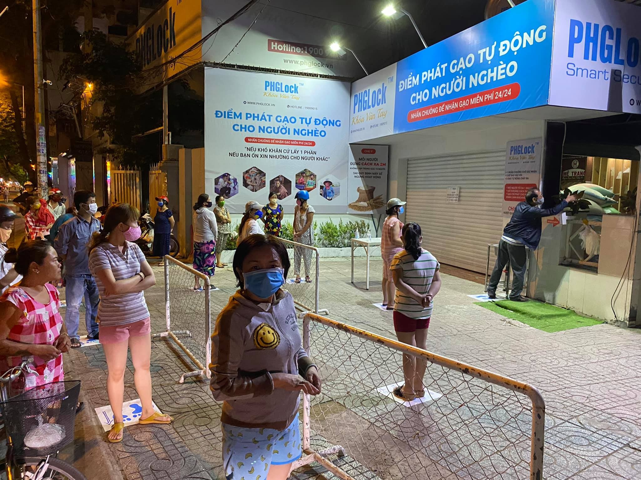 phát đồ ăn miễn phí ảnh 2 phat do an mien phi anh 2