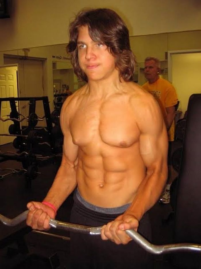 Cau be khoe nhat hanh tinh anh 10