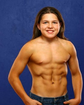 Cau be khoe nhat hanh tinh anh 9