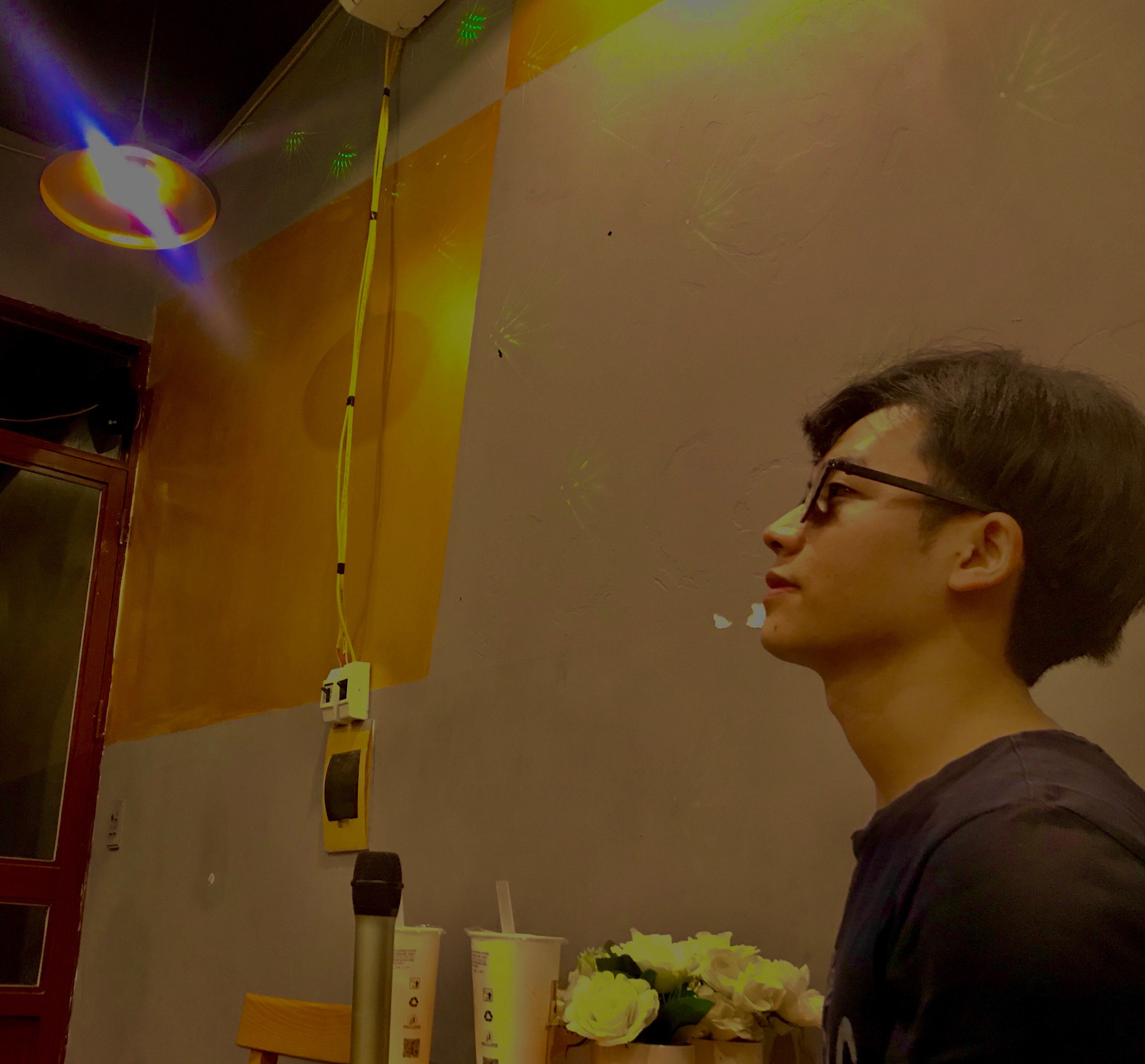 Chien si duoc chu y voi anh chup o chot kiem dich anh 7