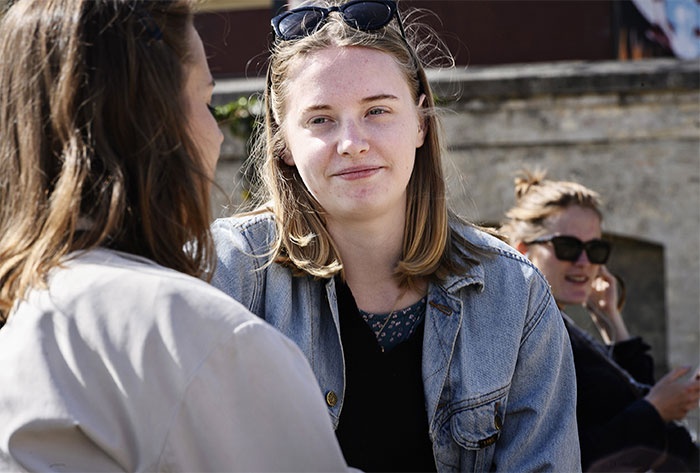 su khac biet khi chup anh ong tele va goc rong anh 7