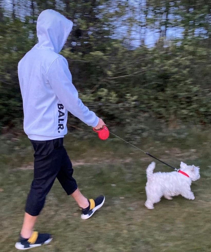 cau thu lam gi ky nghi le anh 5