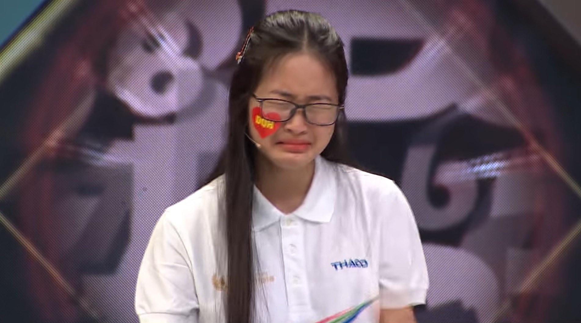 Nu sinh bat khoc khi giai duoc chuong ngai vat Olympia khi chua co goi y nao hinh anh