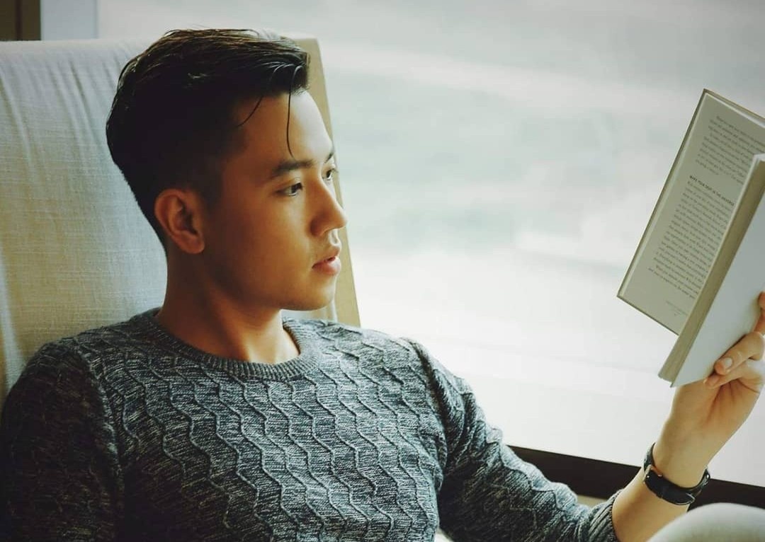 Co truong Quang Dat: 'Nhuan but viet sach chi du moi ban be mot bua' hinh anh