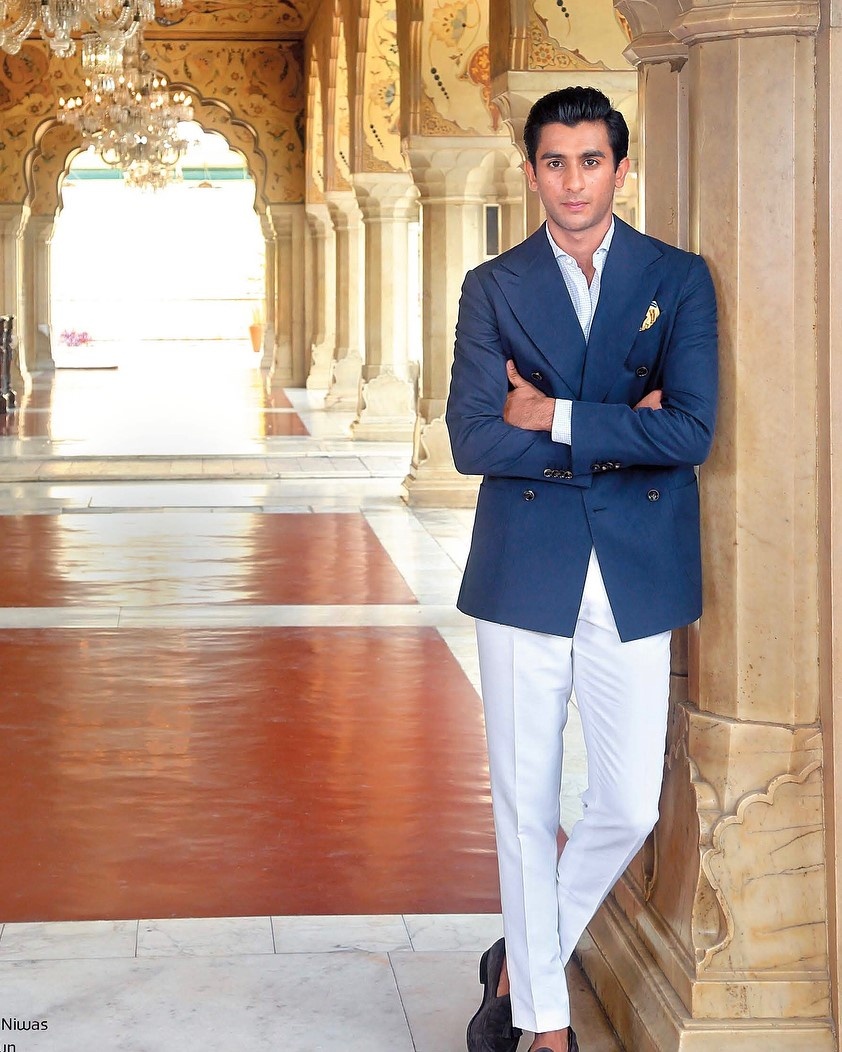 hoang tu doc than duoc yeu thich tren the gioi anh 5