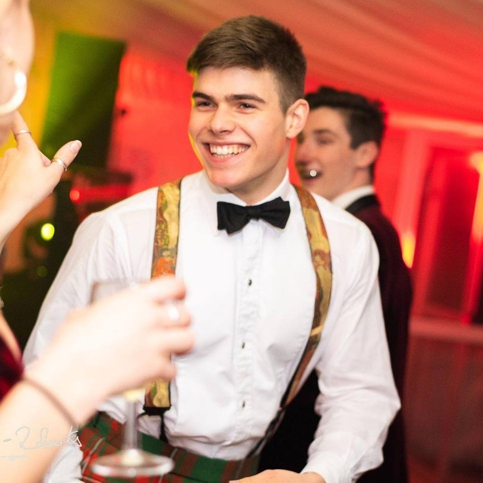 thanh vien Hoang gia Anh co ngoai hinh noi bat anh 1