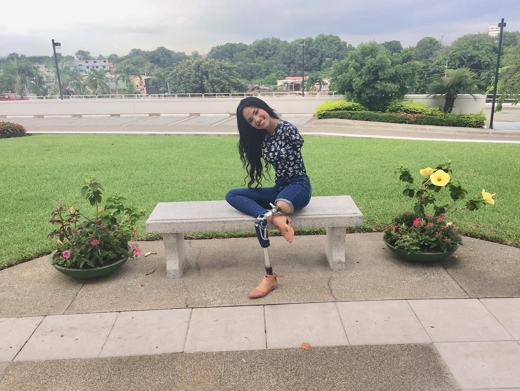 co gai cut 3 chi truyen cam hung anh 11