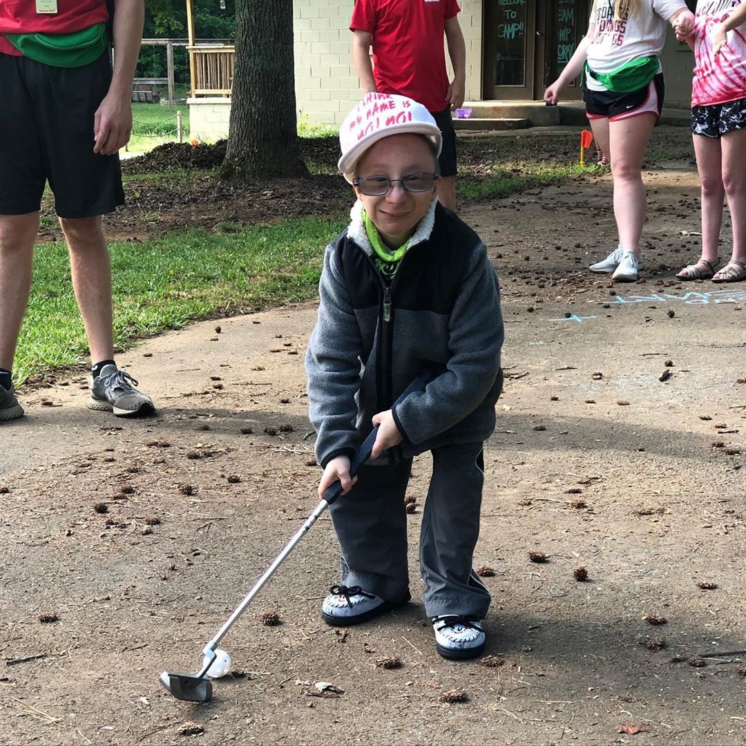 chang nguoi lun 28 tuoi chi cao 86 cm anh 2