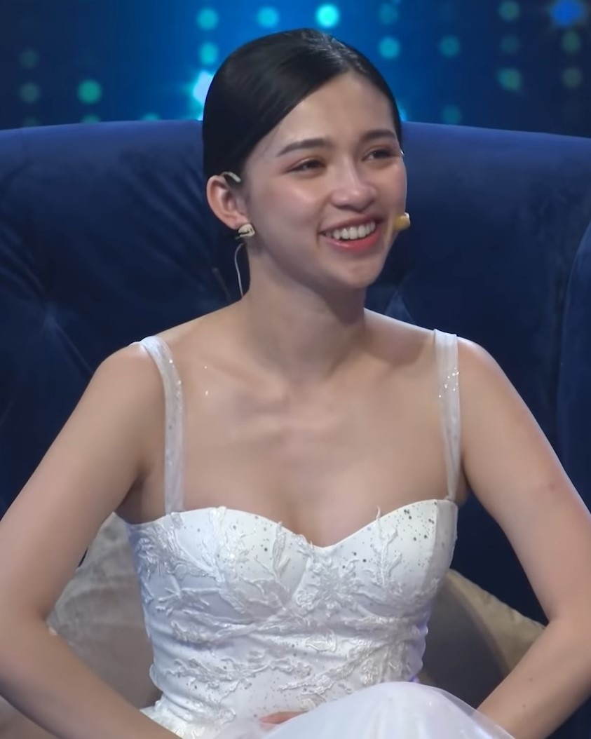 nhan sac nu chinh Nguoi ay la ai anh 2