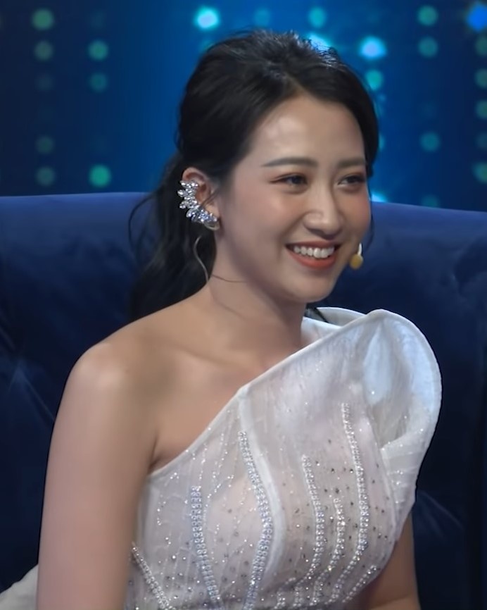 nhan sac nu chinh Nguoi ay la ai anh 10