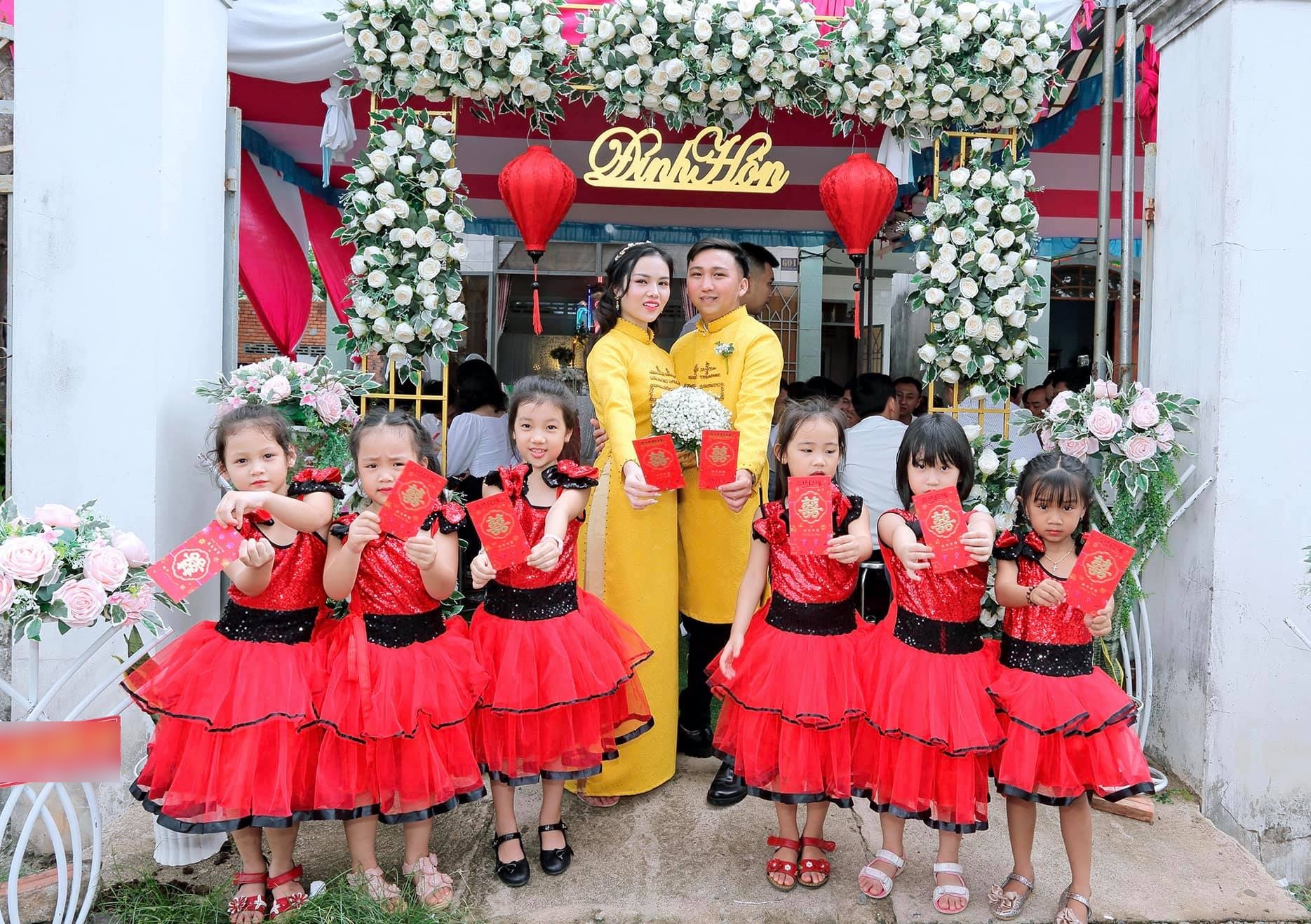 dan be trap nhi trong dam hoi o Vung Tau anh 1