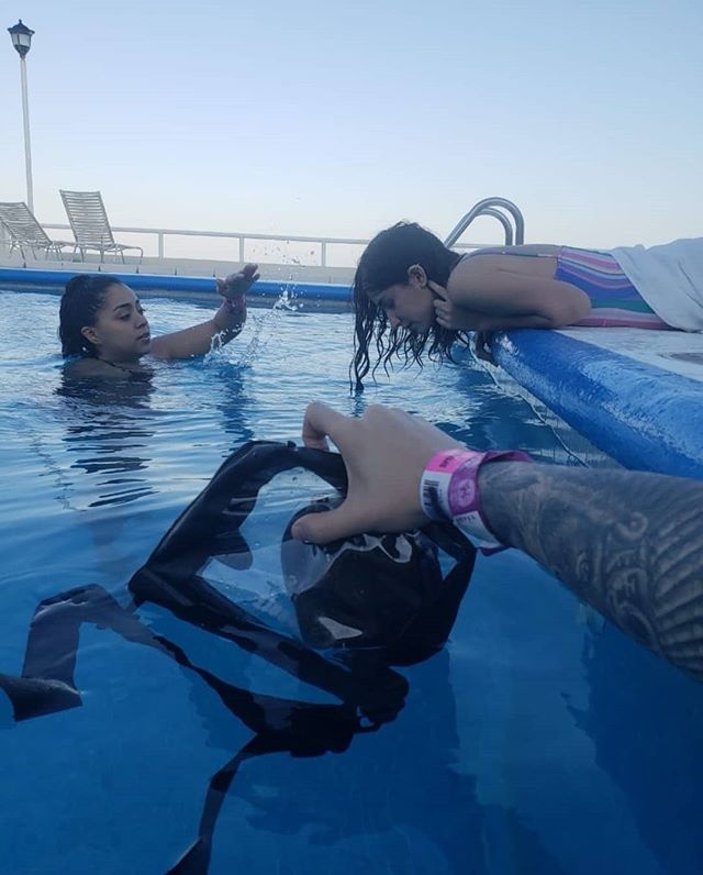 chang trai chia se hau truong anh ao tren mang anh 13