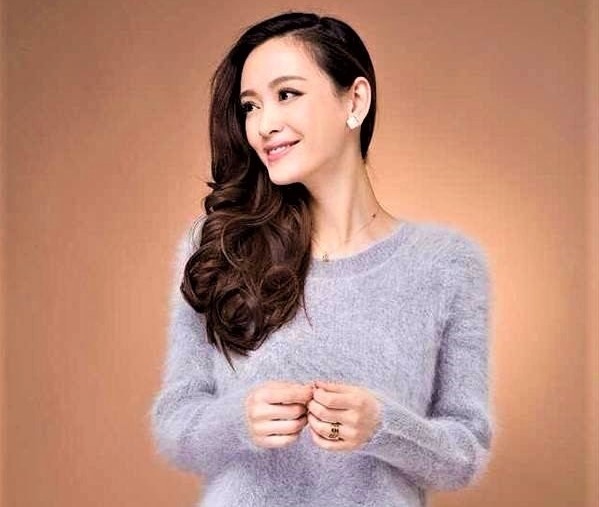 nu ty phu me sieu xe anh 2