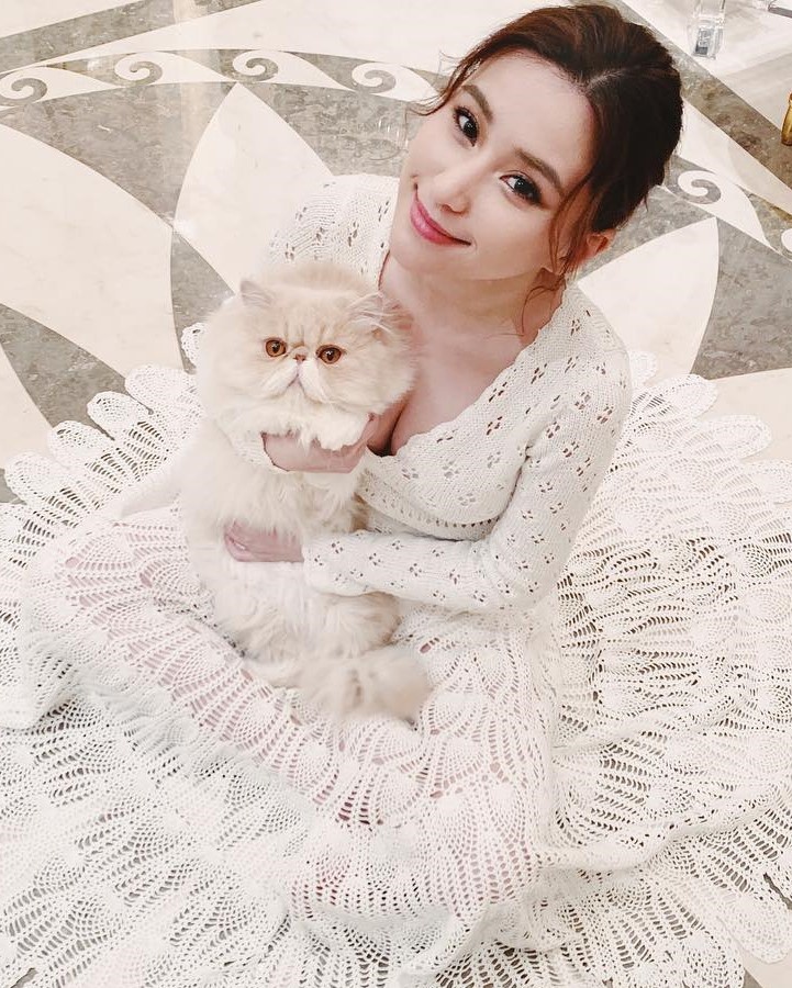 bỗng một ngày biết mình là công chúa ảnh 2 bong mot ngay biet minh la cong chua anh 2
