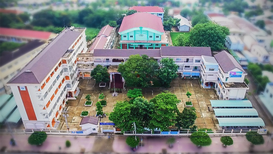 truong co nhieu thi sinh vo dich Olympia anh 1