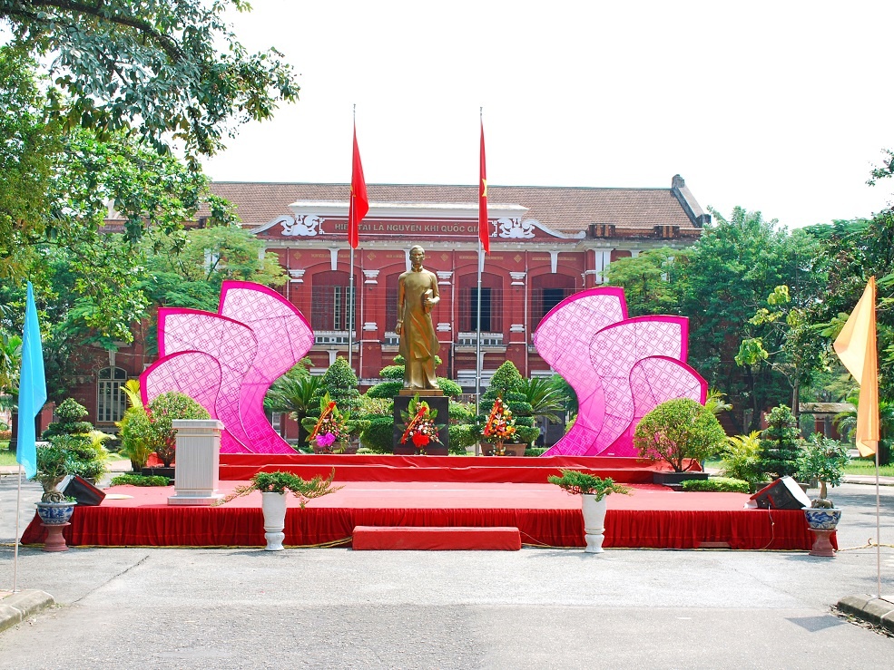 truong co nhieu thi sinh vo dich Olympia anh 5