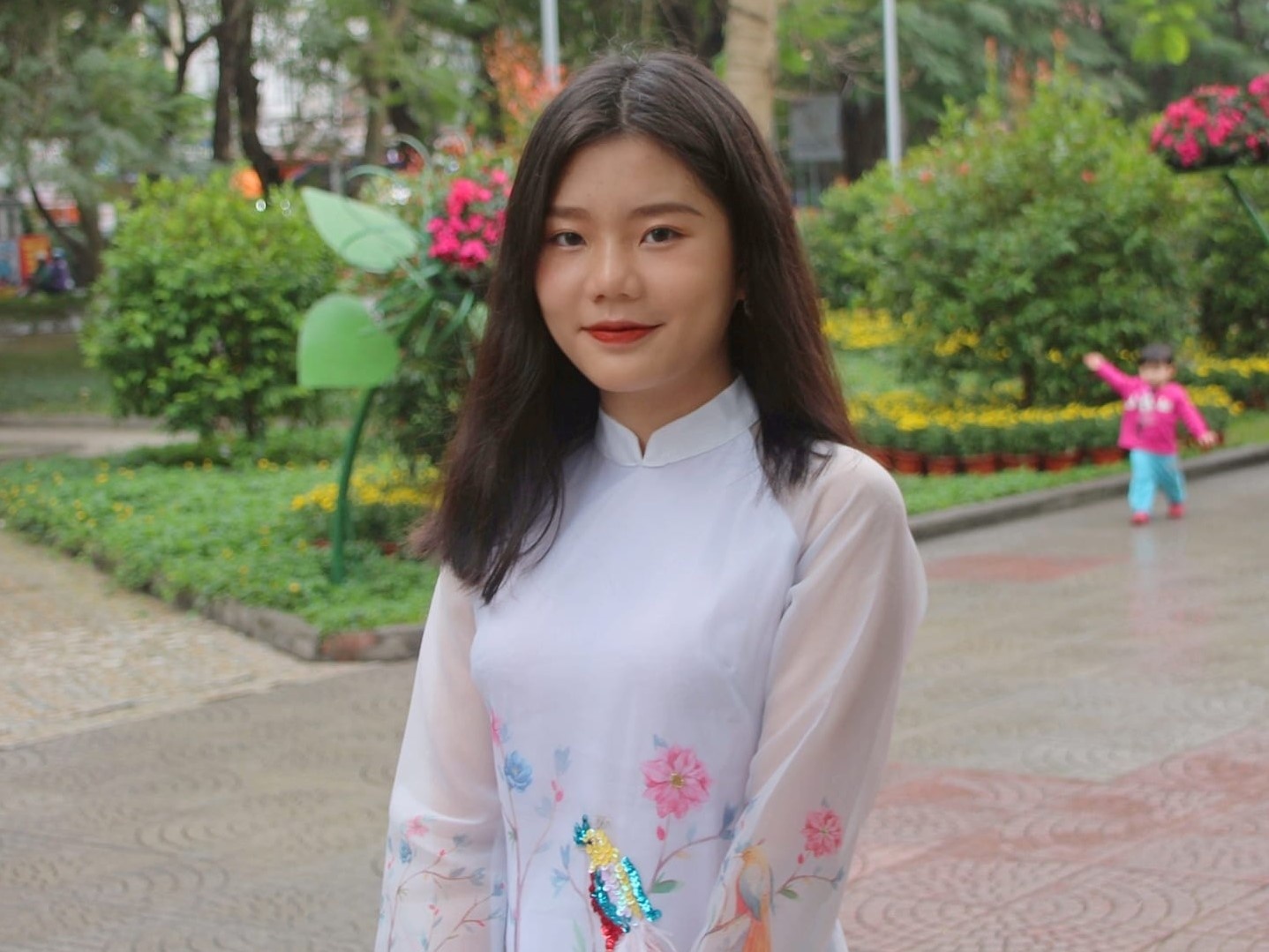 Nu sinh Olympia duoc tim kiem anh 6