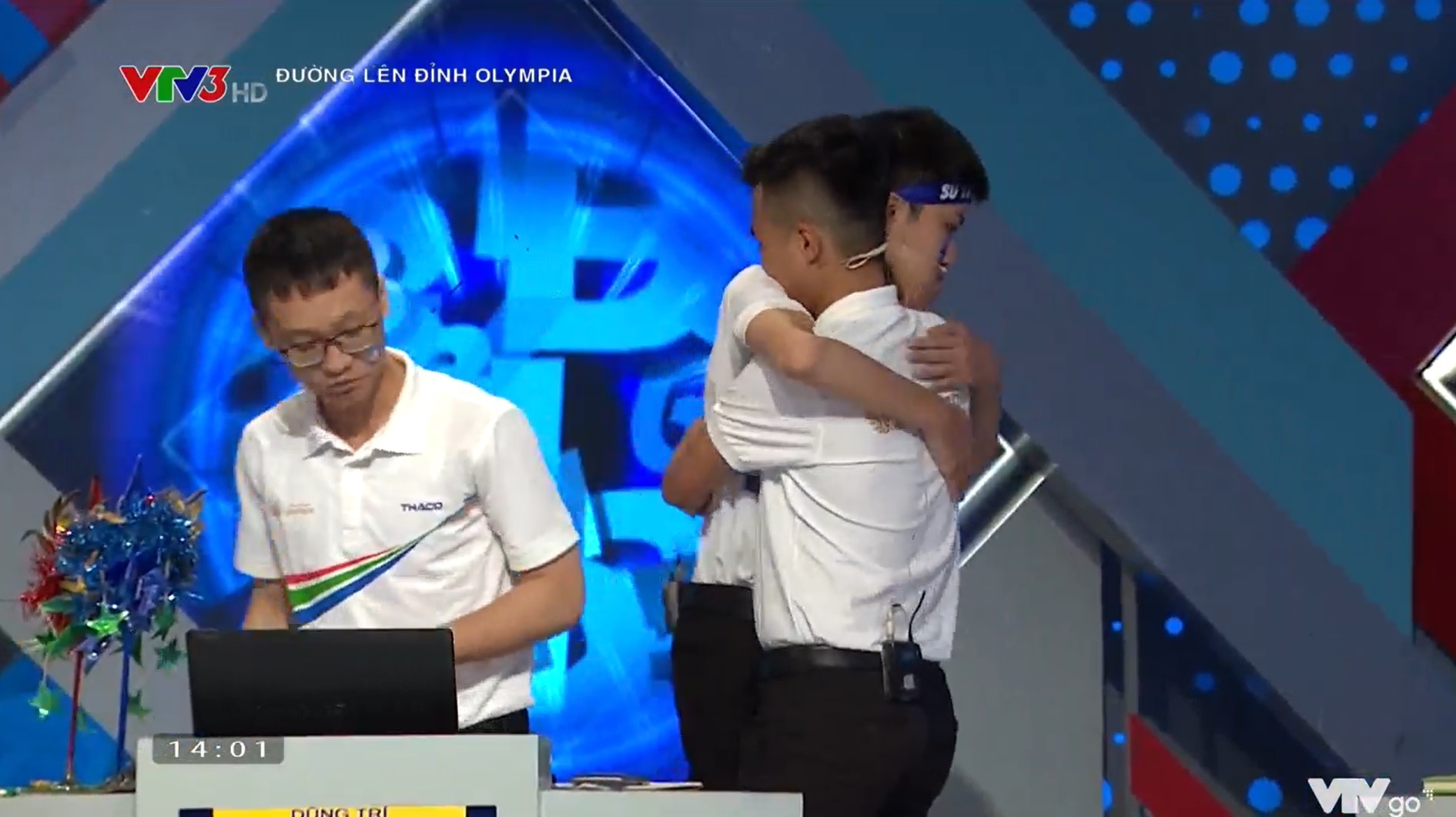 Duong len dinh Olympia anh 2