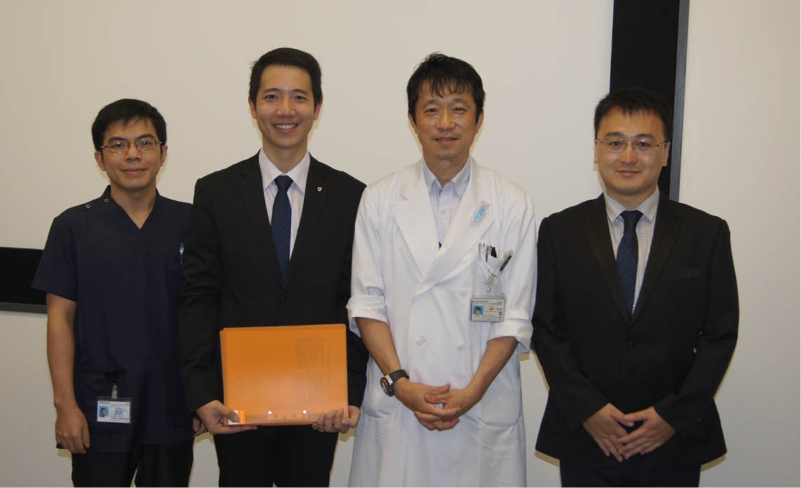 a quan Duong len dinh Olympia anh 5