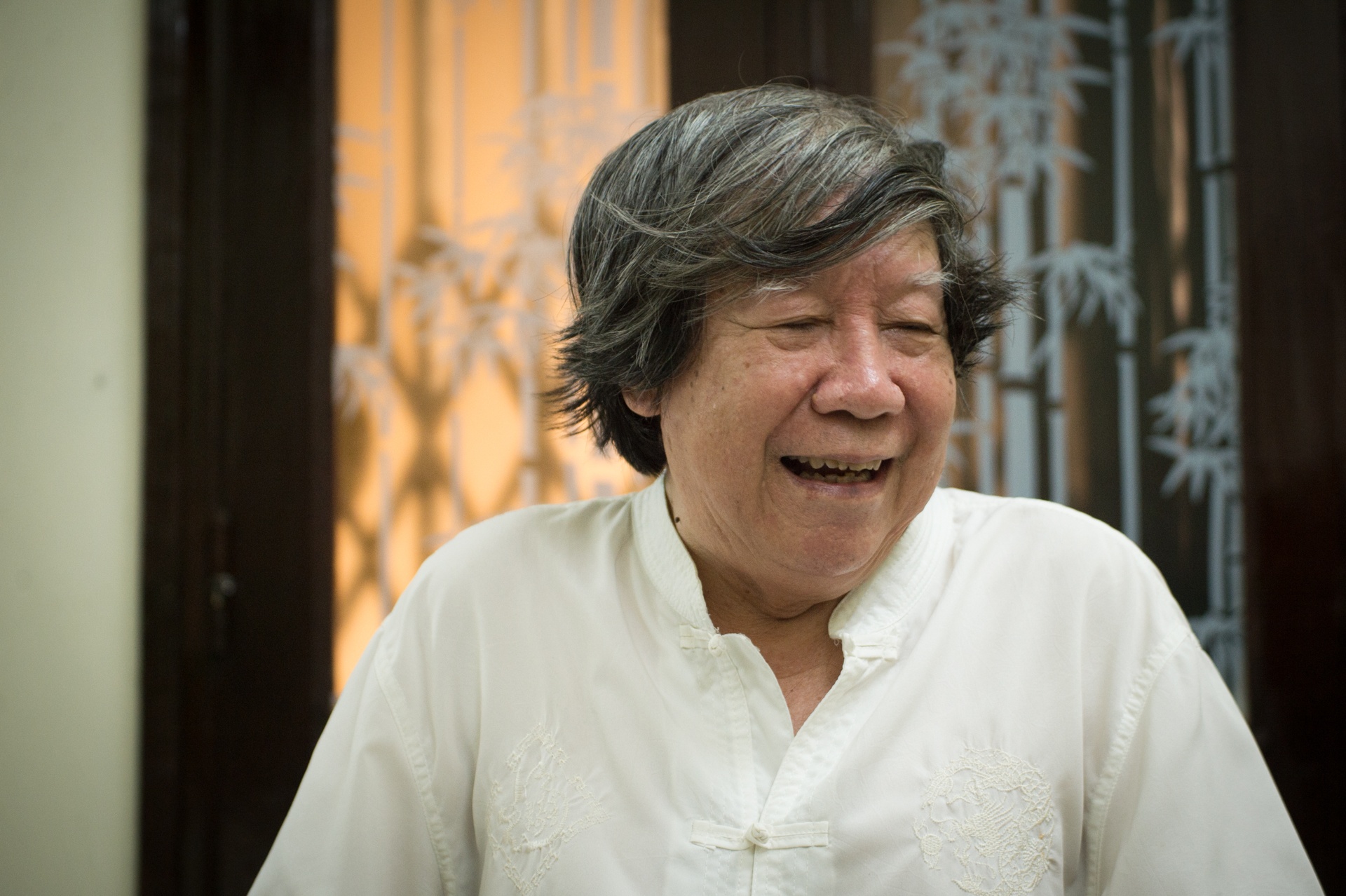 Giao su su hoc Le Van Lan duong len dinh Olympia anh 1