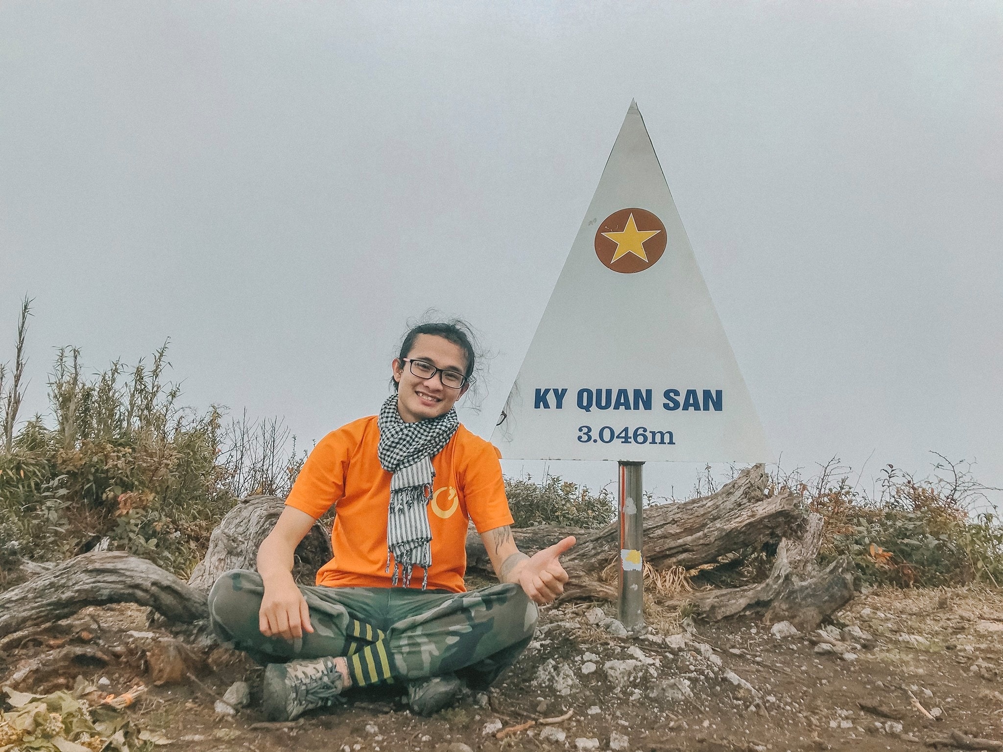 Cuu thi sinh Olympia tao ra ung dung Bluezone anh 3