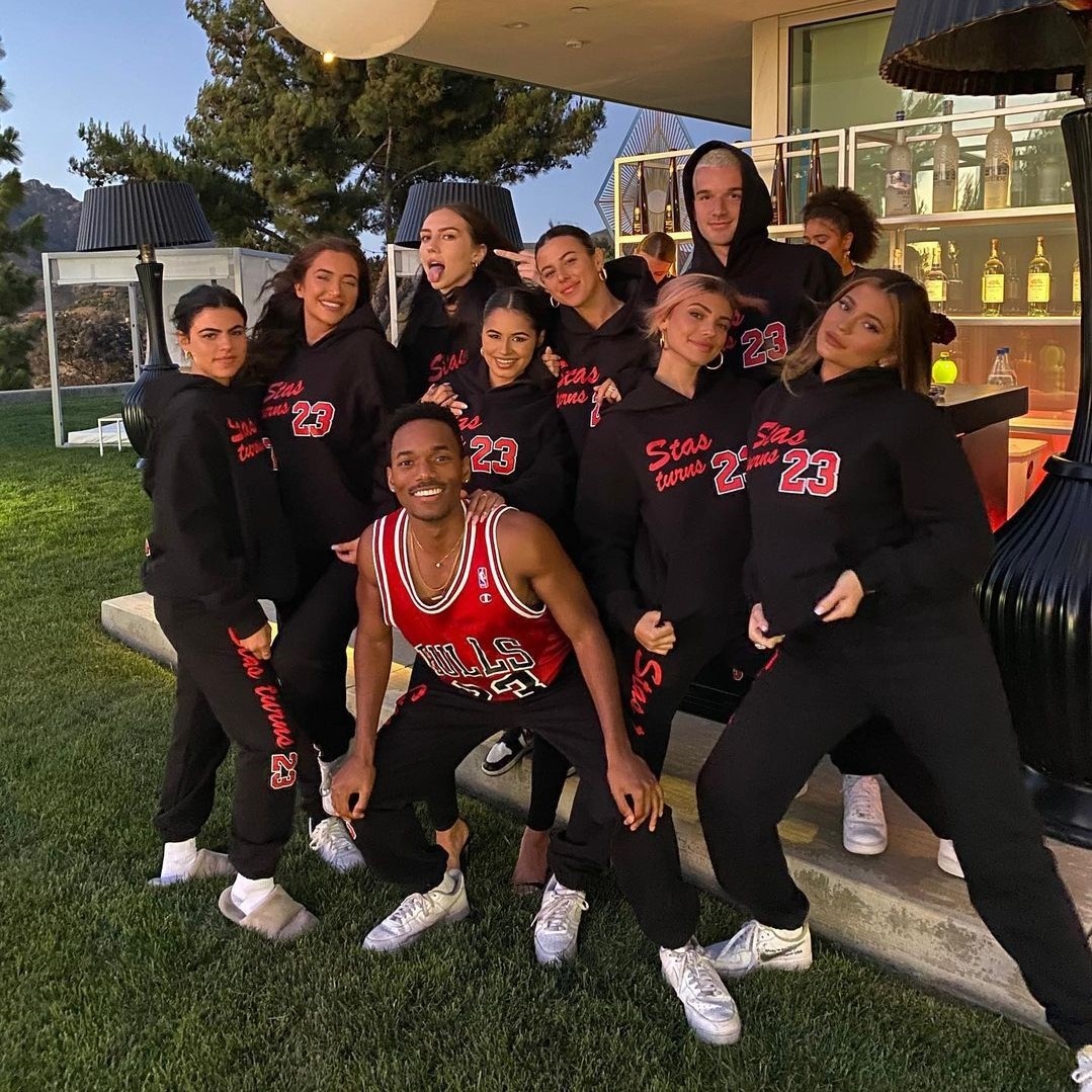 ban than cua Kylie Jenner anh 3