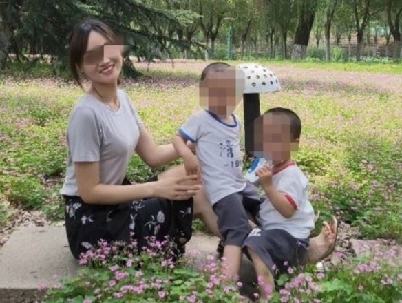 người mẫu chết vì hút mỡ ảnh 4 nguoi mau chet vi hut mo anh 4