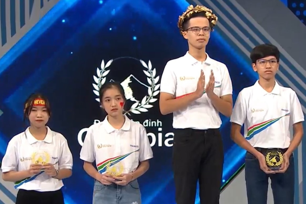 Duong len dinh Olympia anh 3