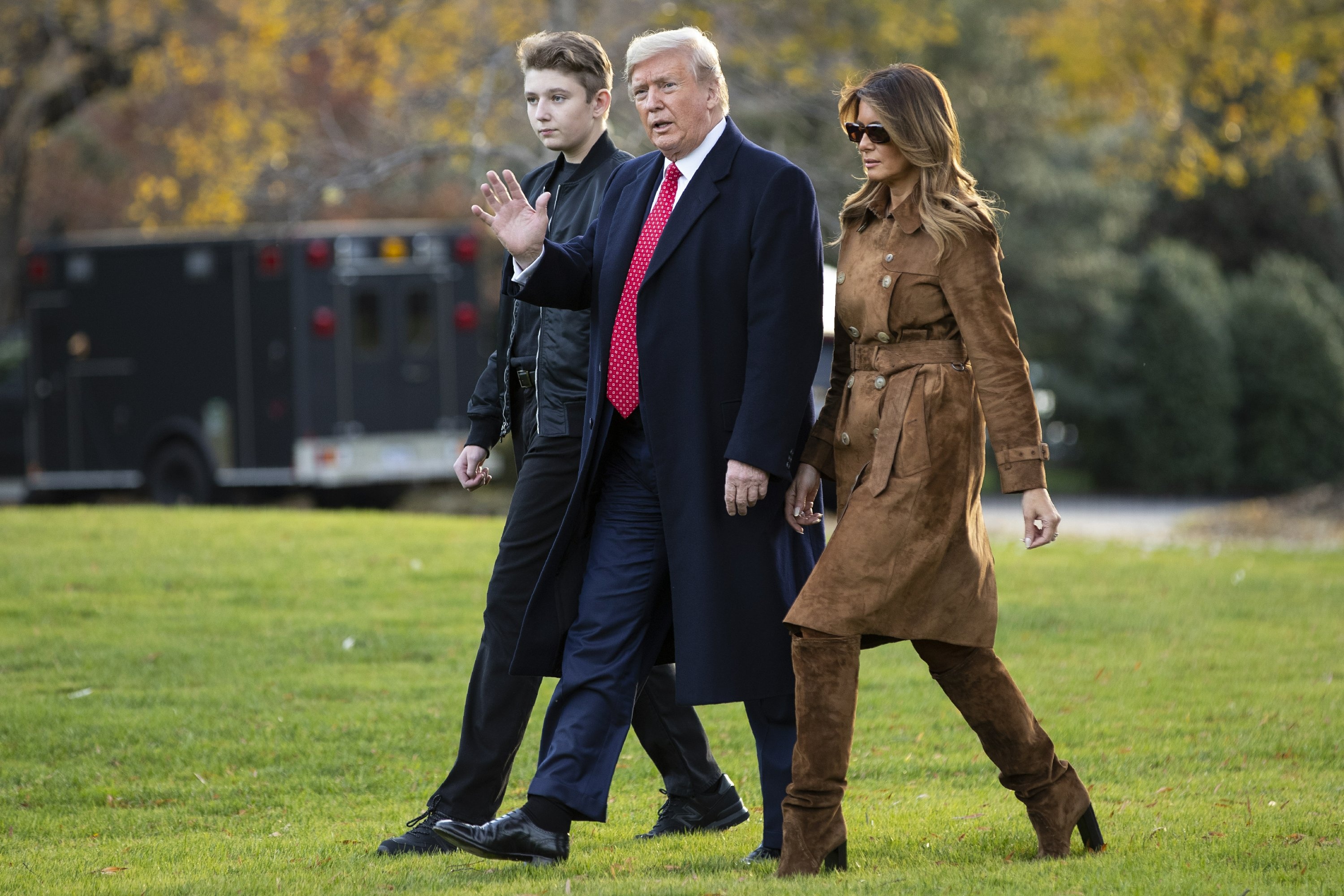 Barron Trump va cac anh chi em anh 9